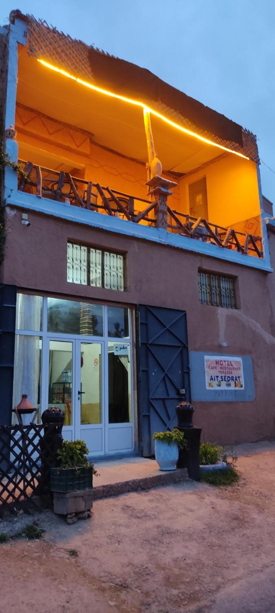 Hotel Restaurant Ait Saderat Boumalne Dades ภายนอก รูปภาพ