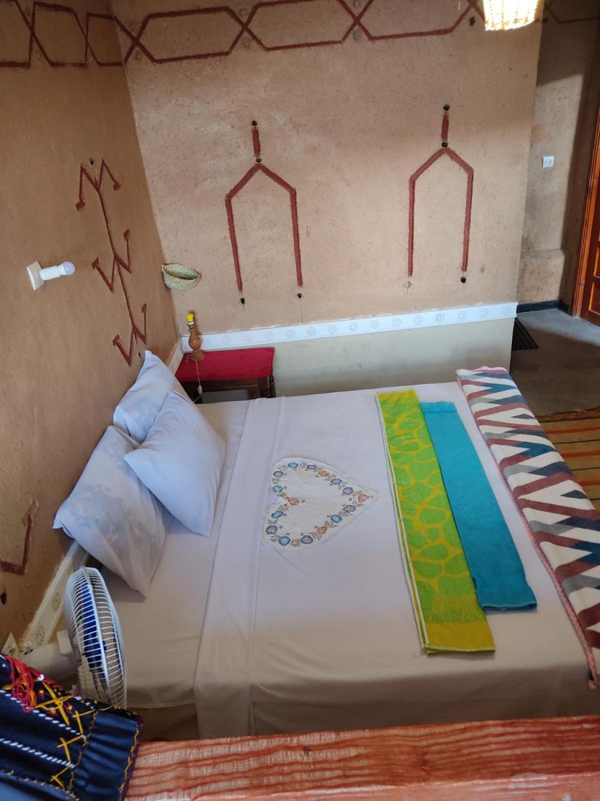 Hotel Restaurant Ait Saderat Boumalne Dades ภายนอก รูปภาพ